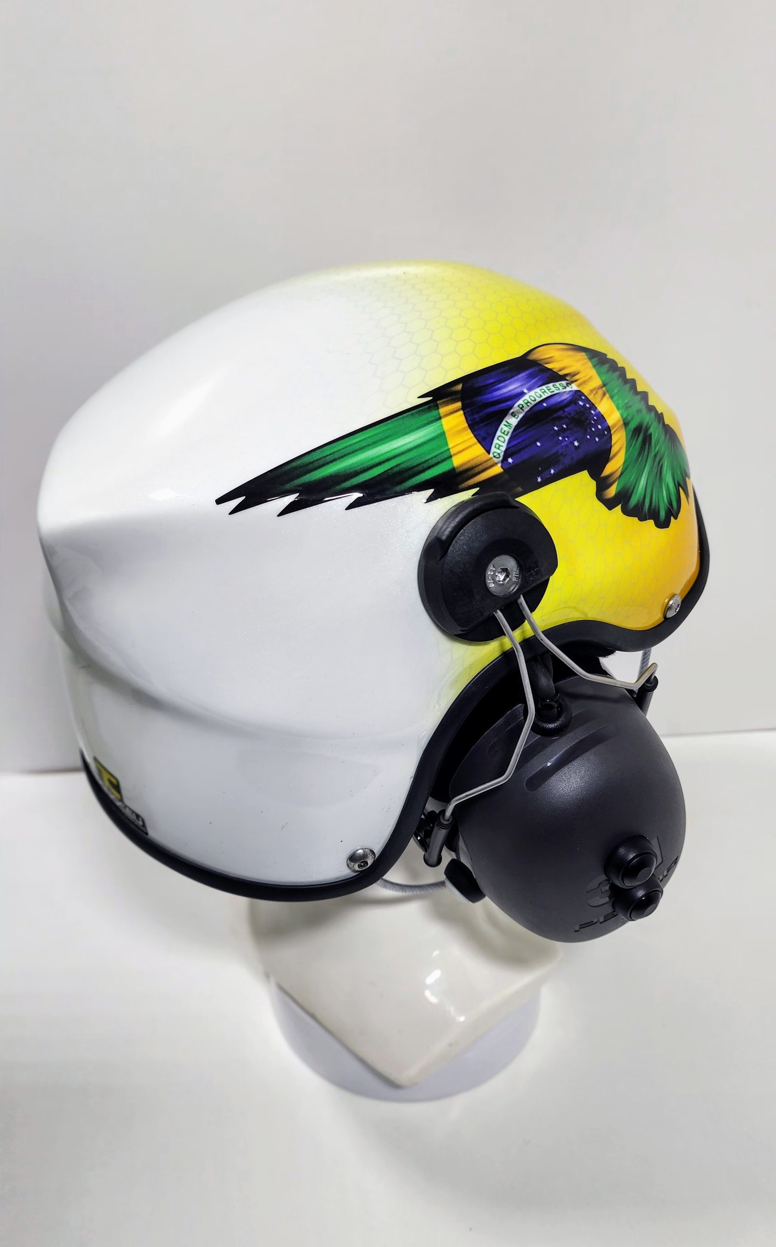 Amarelo Degrade com Asas do Brasil e Colmeia - Imagem 5